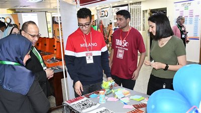 500 طالب وطالبة بحاسبات القناة يُشاركون في المؤتمر الثامن للبحوث الطلابية