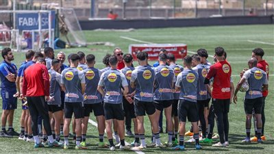 الخطيب يوجه كلمة للاعبي الأهلي قبل السفر إلى الكونغو