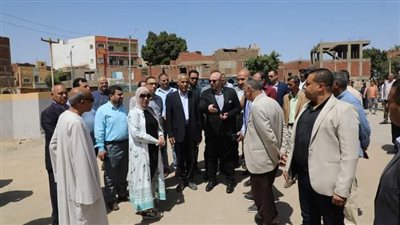 محافظ بني سويف يتفقد أعمال مشروع كوبري أشمنت الجديد