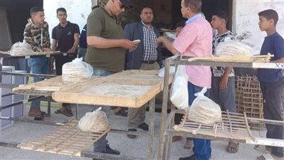 حملات تموينية على المخابز ومحلات الفول والطعمية بسنورس في الفيوم 