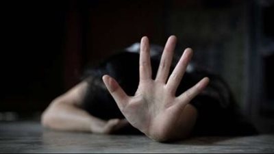 بيغيب عن المنزل.. القبض على عامل قتل ابنه تعذيبًا بالكهرباء