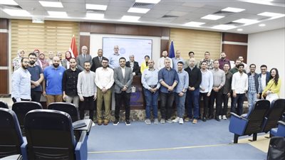 انتهاء الدورة التدريبية الخاصة بالجوانب النظرية والعملية لاختبار الذوبان في المختبر