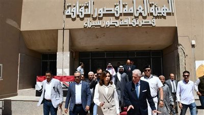 وزيرة الثقافة ومحافظ جنوب سيناء يتفقدان أعمال تطوير المسرح الصيفي 