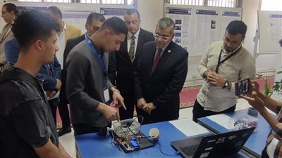 24 مشروع طلابي إبتكاري بالكلية المصرية الصينية 