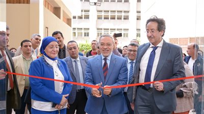 رئيس جامعة طنطا  يفتتح مركز النشر والتوثيق الجامعي بكلية العلوم