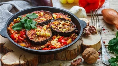 أسهل طريقة لعمل طاجن الباذنجان بالثوم| مفيد للعظام