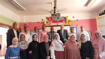 تكريم المدارس الفائزة بالمركز الأول بمسابقة الإلقاء ومسرحة المناهج بالمنشاه 