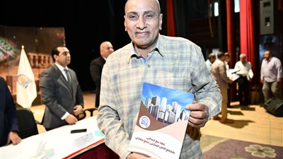 قنا| سحب الأراضي التي لم يسدد ملاكها المستحقات فى مدينة الأمل 