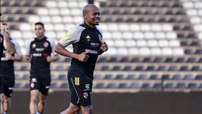 بيرسي تاو: مباراة مازيمبي صعبة.. والأهلي قادر على التعامل مع أجواء المباراة