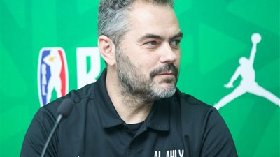 أوجستي بوش يوجه رسالة لـ جماهير الأهلي قبل بطولة الدوري الإفريقي 