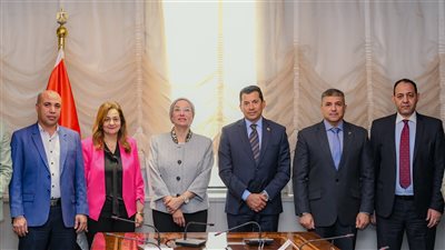 وزيرا الرياضة والبيئة يوقعان بروتوكول تعاون لبناء قدرات الشباب 