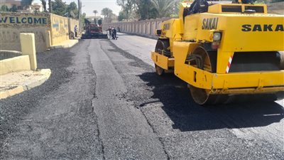 محافظ الجيزة: تطوير طريق مركز التنمية بسقارة والبر الغربي والشرقي لطريق المريوطية