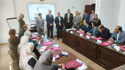 رئيس جامعة دمنهور يفتتح فعاليات دورة إعداد المدربين T.O.T