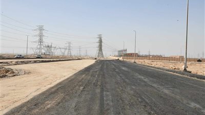 محافظ قنا يتفقد أعمال ترفيق منطقة 