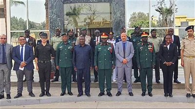 مدير كلية الدفاع الوطني التنزاني و 23  دارس في زيارة لوزارة الري