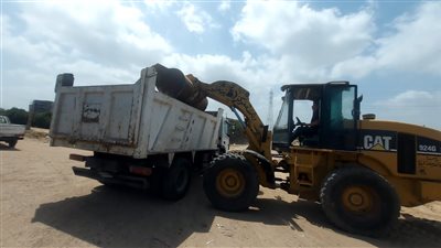 رفع 3400 طن قمامة ومخلفات بالمنطقة الصناعية بجمصة