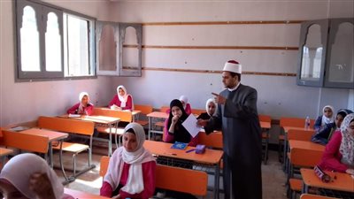 انطلاق امتحانات الترم الثاني لطلاب صفوف النقل الأزهري بالإسماعيلية