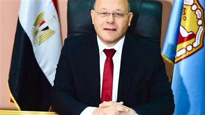 رئيس جامعة سوهاج يُصدر قرارًا تنفيذيًا بتحديث الهيكل التنظيمي لـ4 كليات