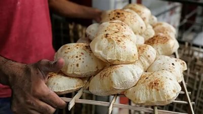 قبل تطبيق الأسعار الجديدة للعيش السياحي.. 