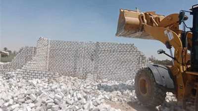 بدء المرحلة الأخيرة من الموجة 22 لإزالة التعديات فى قنا 