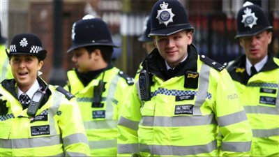 القصة الكاملة لجدال الضباط والرجل اليهودي واعتذار شرطة لندن