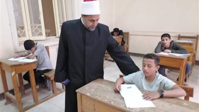 في يومها الثاني.. الهدوء يسود لجان امتحانات النقل بمعاهد الشرقية الأزهرية 