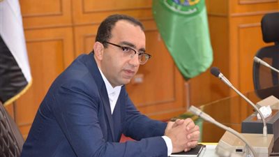 نائب محافظ الإسماعيلية يناقش آليات تنفيذ قانون التصالح في مخالفات البناء