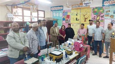 مدير تعليم نجع حمادي يزور معرض ختام الأنشطة التربوية بمدرسة الإصلاح الزراعي 