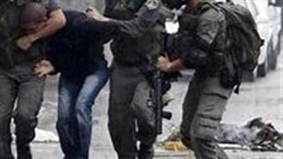 الاحتلال يعتقل 3 شباب فلسطيني ويقتحم جنوب شرق نابلس اليوم