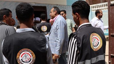 طلاب من أجل مصر بجامعة سوهاج تطلق قافلة طبية مجانية لقرية الجلاوية 