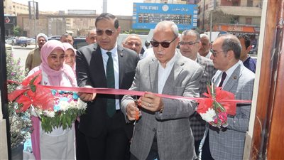 محافظ القليوبية يفتتح مركز تراخيص المحال بحي شرق شبرا الخيمة