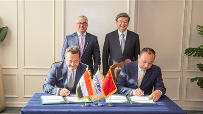 مشروع صيني لإنتاج الحديد بالسخنة باستثمارات 297 مليون دولار 