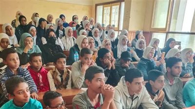 إستمرار المراجعات النهائية لطلاب الشهادات النهائية بتعليم قنا 