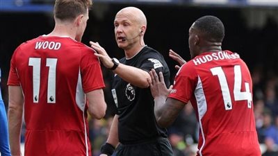 نوتينجهام يواصل هجومه على التحكيم الإنجليزي بعد الخسارة أمام إيفرتون 