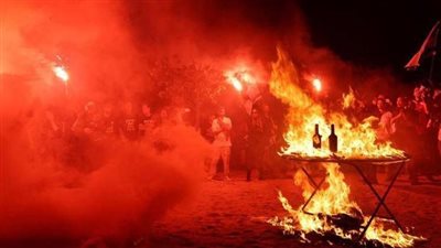 عاجل.. مستوطنون يشعلون النيران أمام منزل نتنياهو في ليلة عيد الفصح