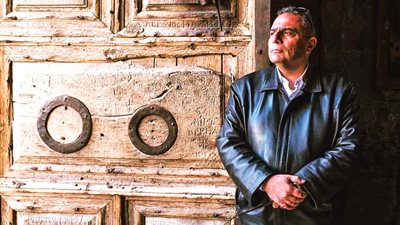  أمين مفاتيح  كنيسة القيامة: إلغاء إحتفالات عيد القيامة بسب أحداث غزة