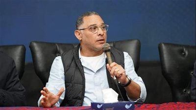 أيمن الشريعي: اللي عند الأهلي مبيروحش وأزمة مواليد 2003 بسبب اتحاد الكرة