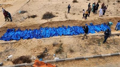 الدفاع المدني بغزة: انتشال 283 جثمانًا من مقبرة جماعية بمجمع ناصر