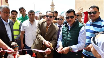 وزير الرياضة ومحافظ شمال سيناء يتفقدان المدينة الشبابية بالعريش