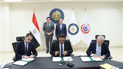 توقيع اتفاقيتين للمساهمة المجتمعية لقطاع البترول في دعم الرعاية الصحية