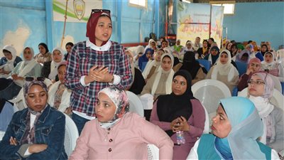 أسرار زيت الزيتون في زيارة تثقيفية لفتيات ملتقى 