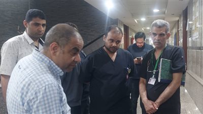 مدير عام الطب العلاجي بصحة أسيوط يفاجئ الأطقم الطبية بمستشفى أسيوط العام