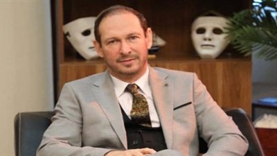 أيمن الشيوي: أسعي لجذب الجمهور للمسرح بأعمال ترتقي بالذوق العام (حوار)