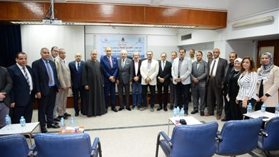 مستشفيات جامعة أسيوط توقع بروتوكول تعاون مع شركة أسيوط لتكرير البترول