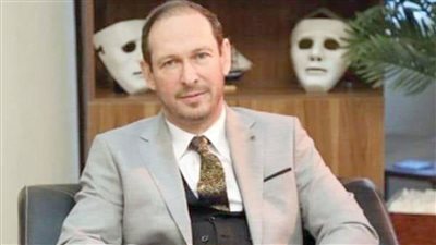 أيمن الشيوى عميد معهد الفنون المسرحية: أسعى لجذب الجمهور للمسرح القومى بأعمال ترتقى بالذوق العام