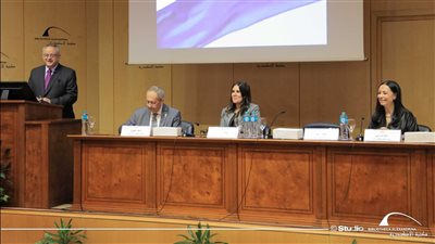مناقشة التمكين الاقتصادي للمرأة بمكتبة الاسكندرية 
