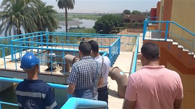 رئيس مياه سوهاج يتابع خطط التشغيل والصيانة لعدد 255 محطة