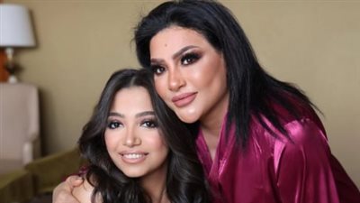 بدرية طلبة تحتفل بزفاف ابنتها سلمي بعد قليل 