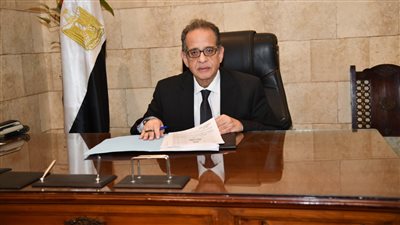 النائب طارق عبد العزيز يهنئ الرئيس السيسي ووزير الدفاع بذكرى تحرير سيناء