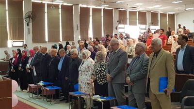 480 باحث في مؤتمر الدراسات العليا بعلوم قناة السويس